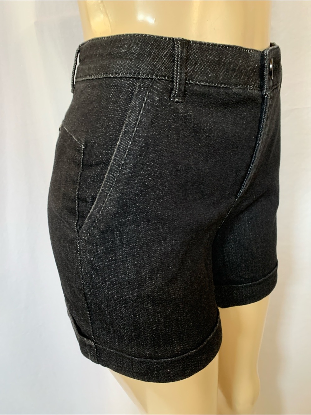 DEMOCRACY Women's Indigo Dark Denim Shorts Size 6 Cuffed Hems High Rise NWOT - Picture 2 of 6